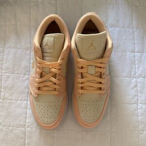 Nike Air Jordan 1 Low SE